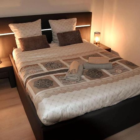 Bel Appartement Situe Quartier Louvre-Bollaert Lens Dış mekan fotoğraf