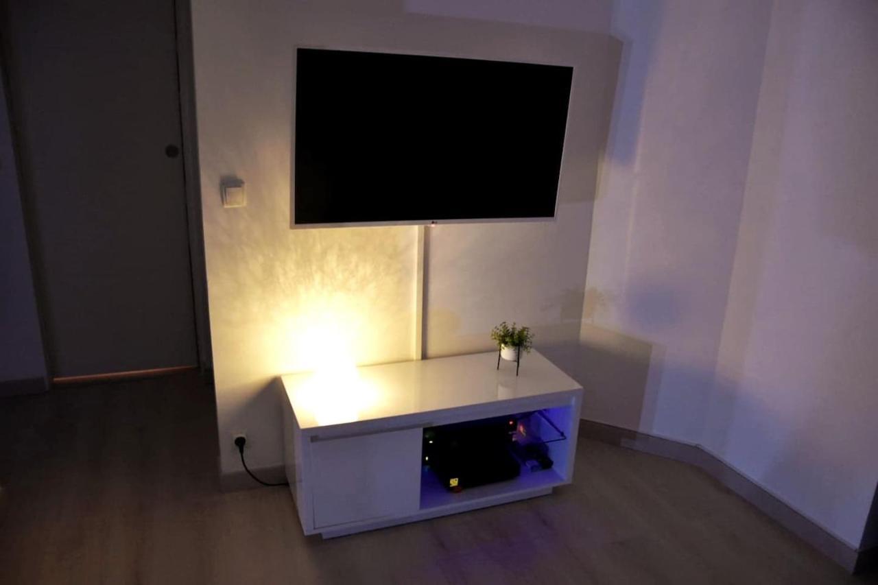 Bel Appartement Situe Quartier Louvre-Bollaert Lens Dış mekan fotoğraf